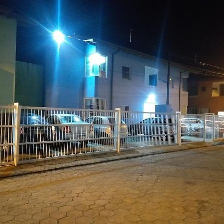 Cantinho Do Aconchego Na Praia Grande Убатуба Экстерьер фото